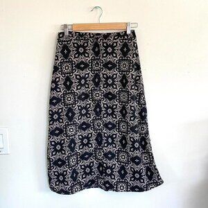 CHARLOTTE RUSSE BLACK CREAM BOHI MIDI SKIRT BUTTON DOWN SIZE SMALL